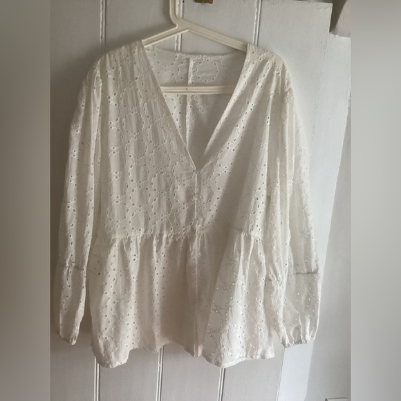 White eyelet cotton peplum long sleeve top - Picture 1 of 8